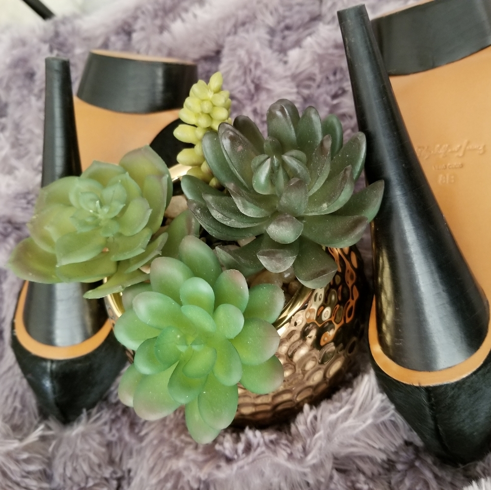 ELIZABETH & JAMES Mason Pony Hair Platform Pumps - Picture 6 of 10